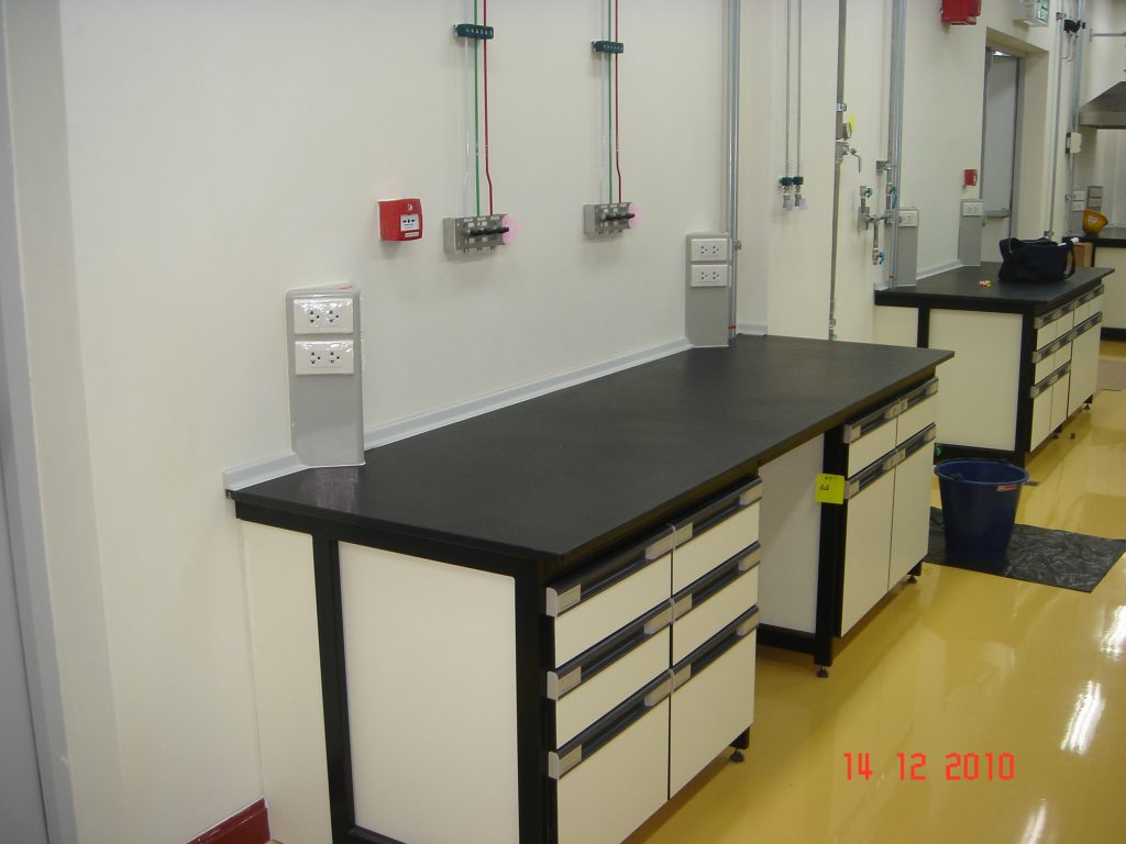 turnkey - furniture & fume hood lab