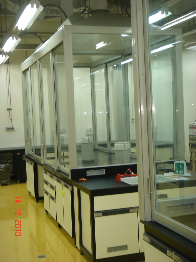 turnkey - furniture & fume hood lab