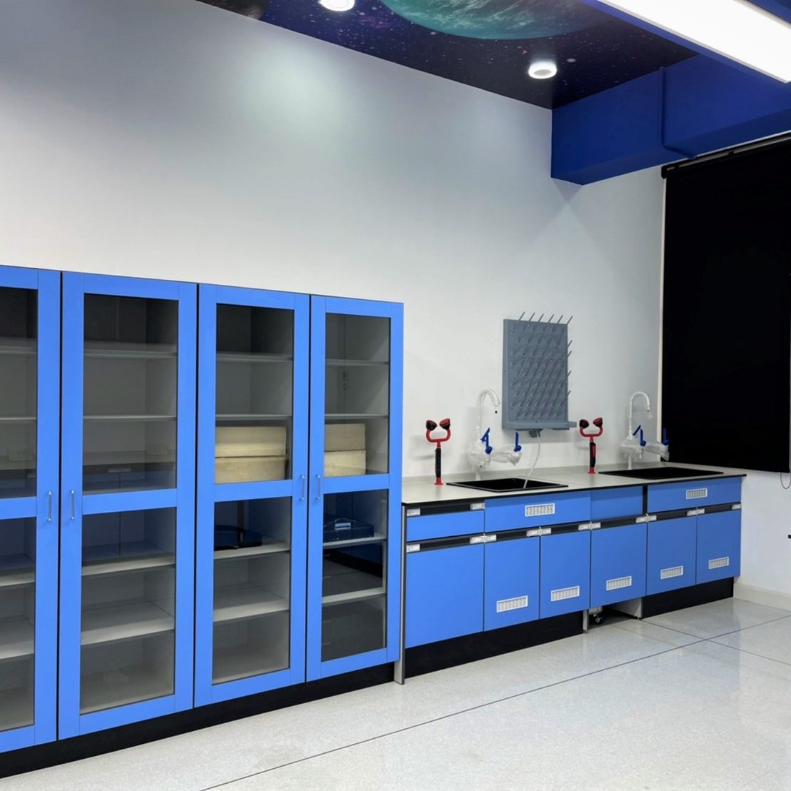lab furniture